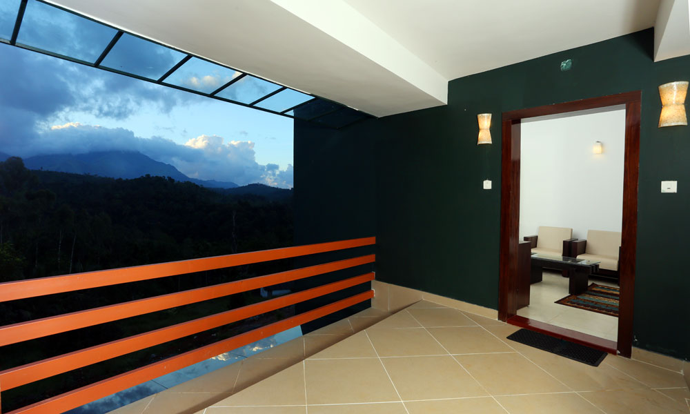 Contemporary villa Entrance